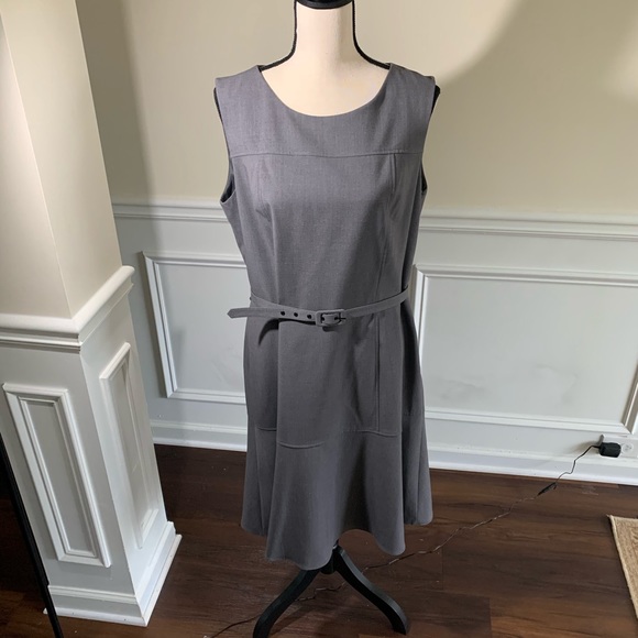 Nine West Dresses & Skirts - 🌼Nine West Gray Dress with Belt size 14